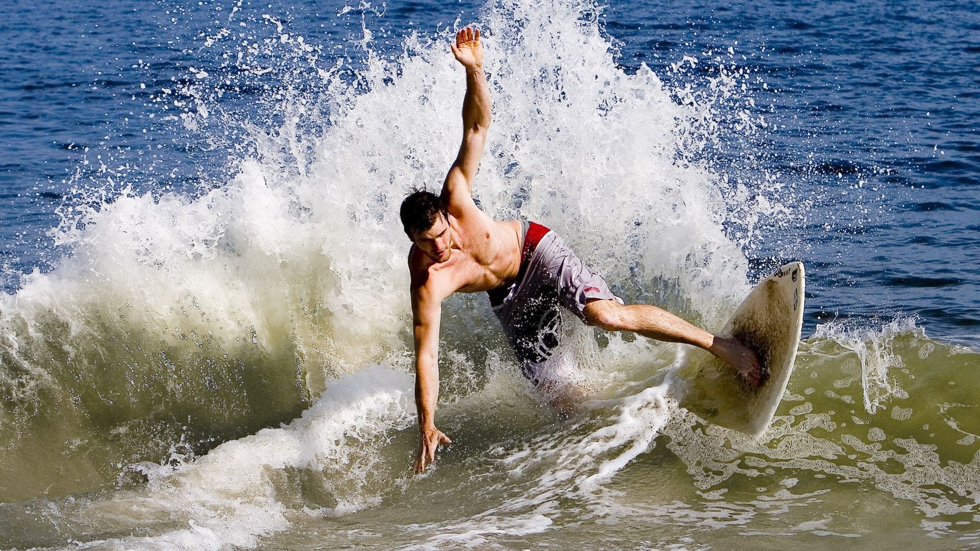CBA推出主场自定义视觉主题提升观赛新鲜感，cba主场地板设计升级